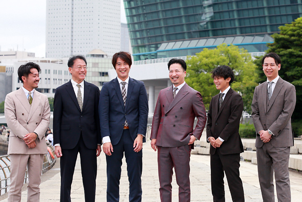 不動産事業部 adapt